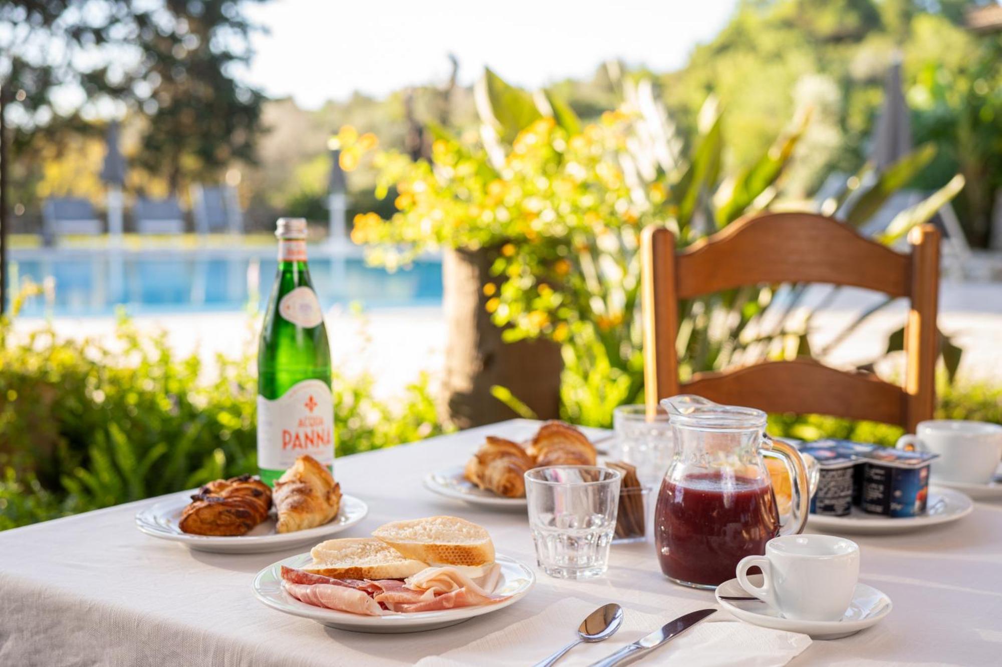 Hotel Masseria Le Pajare Presicce Eksteriør billede